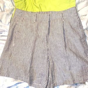 Old Navy linen striped shorts size M
